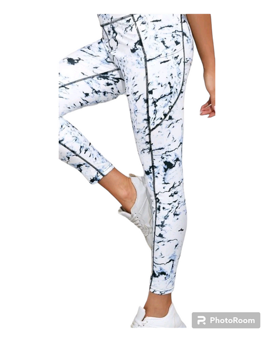 White / Black Print Leggings