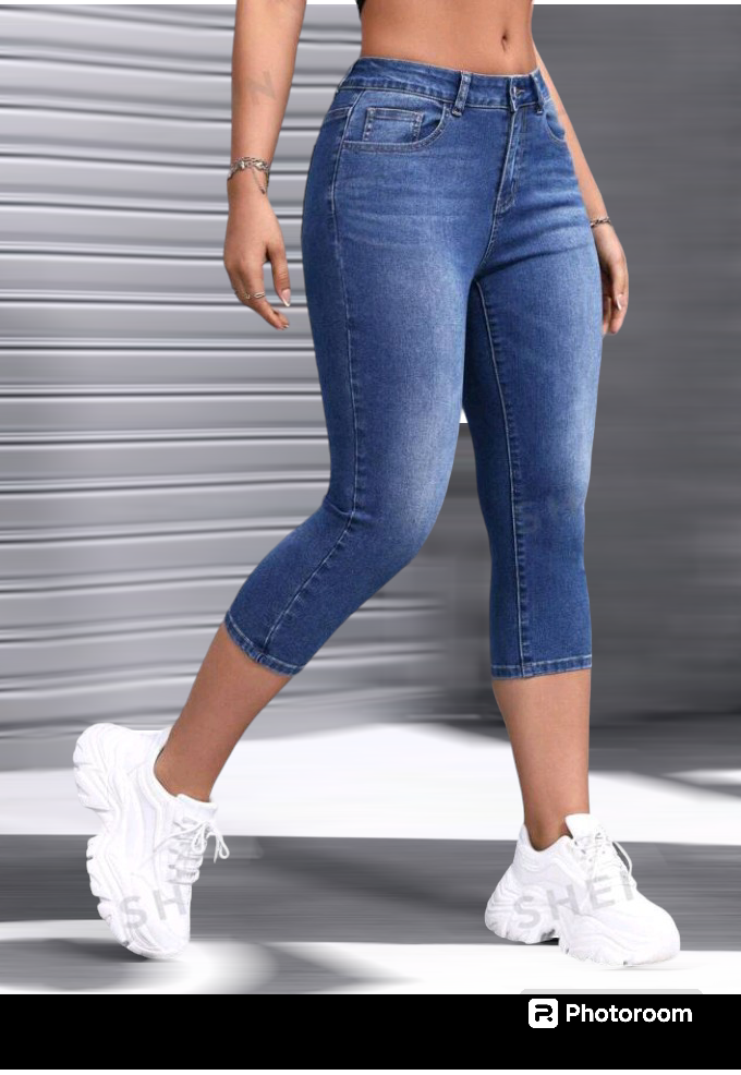 Navy Capri Jeans