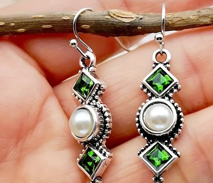 Green Pearl Fashion Drop Earrings